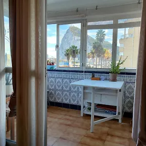 apt-room-private-bathroom-in-shared-50m-from-gibraltar.1costadelsol.com/