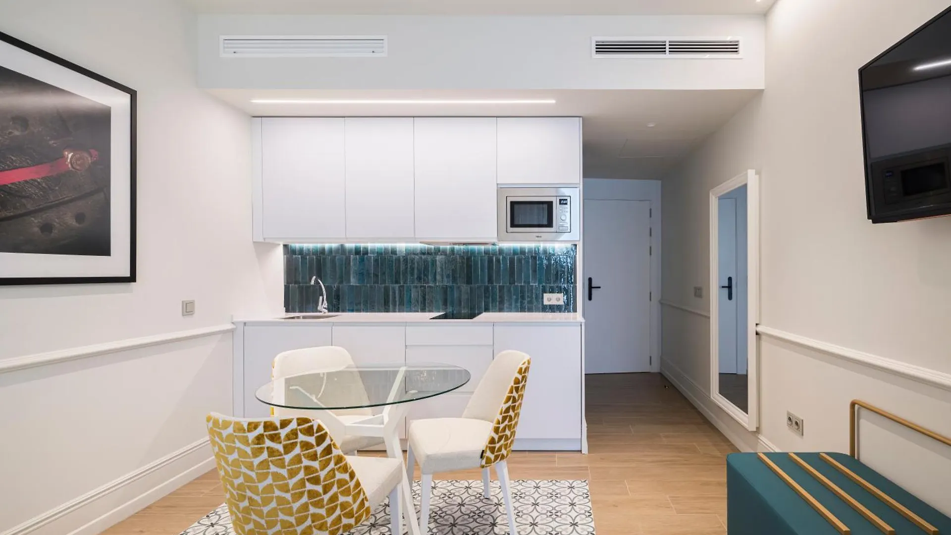 Tandem Solera Apartment Jerez de la Frontera 0*,  Spain