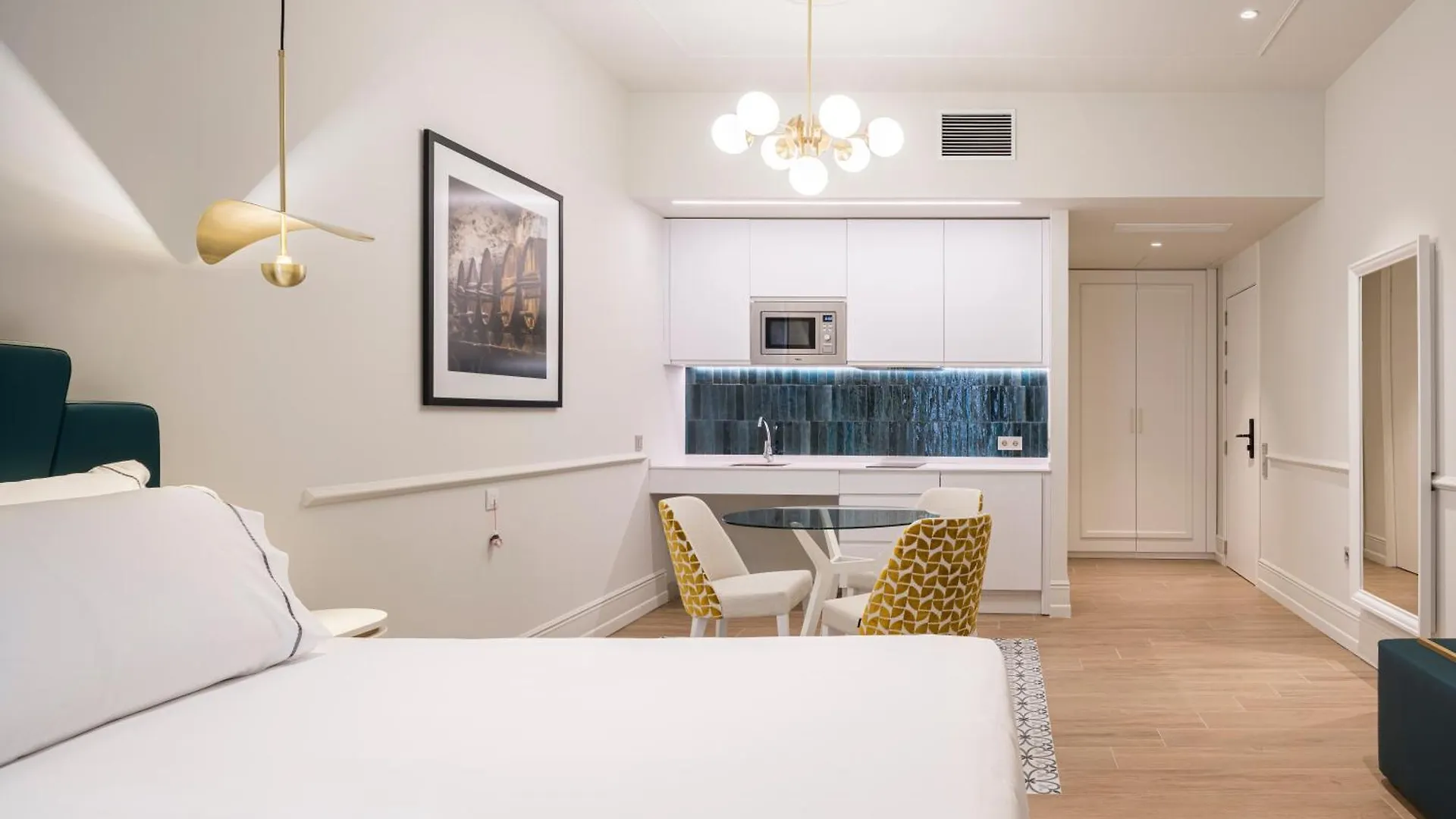 Tandem Solera Apartment Jerez de la Frontera 0*,  Spain